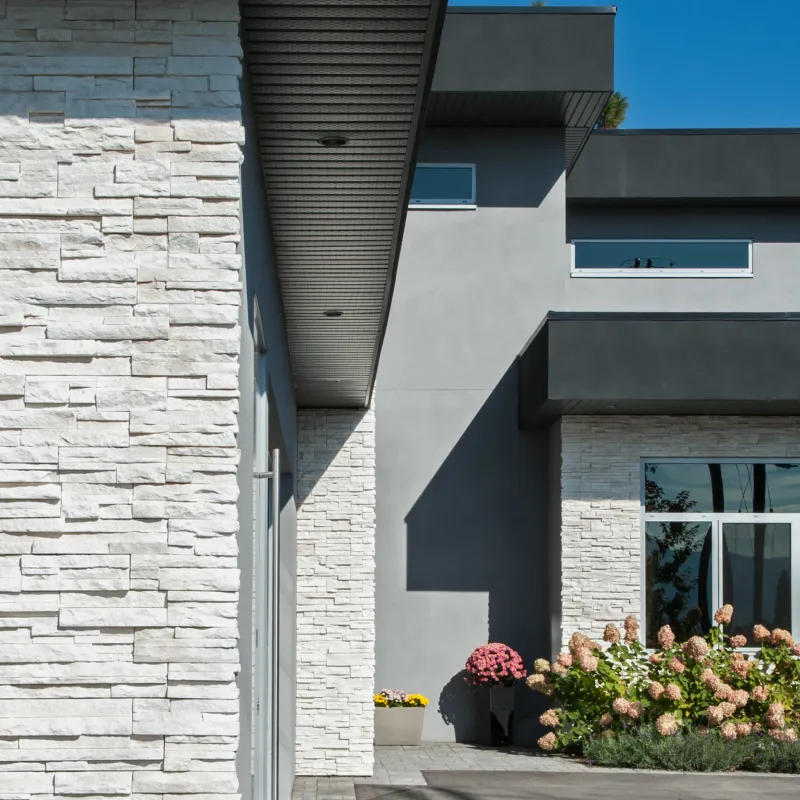 Cultured Stone Pro-Fit Alpine Ledgestone in Winterhaven, from the Cultured Stone site
